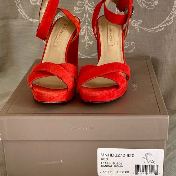 Red Suede BCBG Lea Strappy Sandle Heels SZ 7.5 - Picture 4 of 4